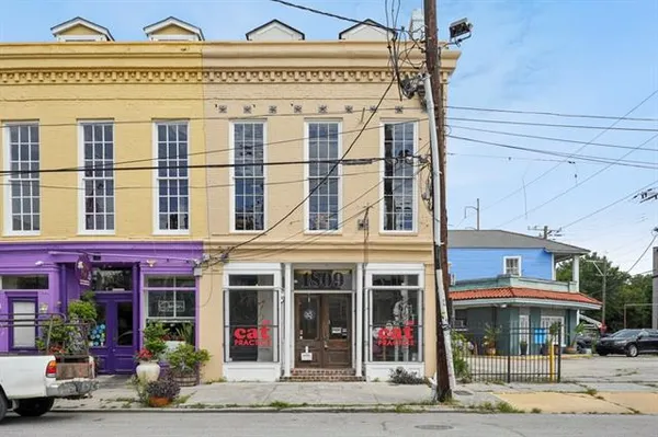 $1,200 | 1809 Magazine Street, New Orleans, LA 70130