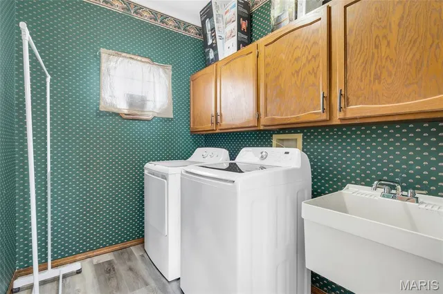 $379,000 | 3957 Secretariat Drive, Florissant, MO 63034