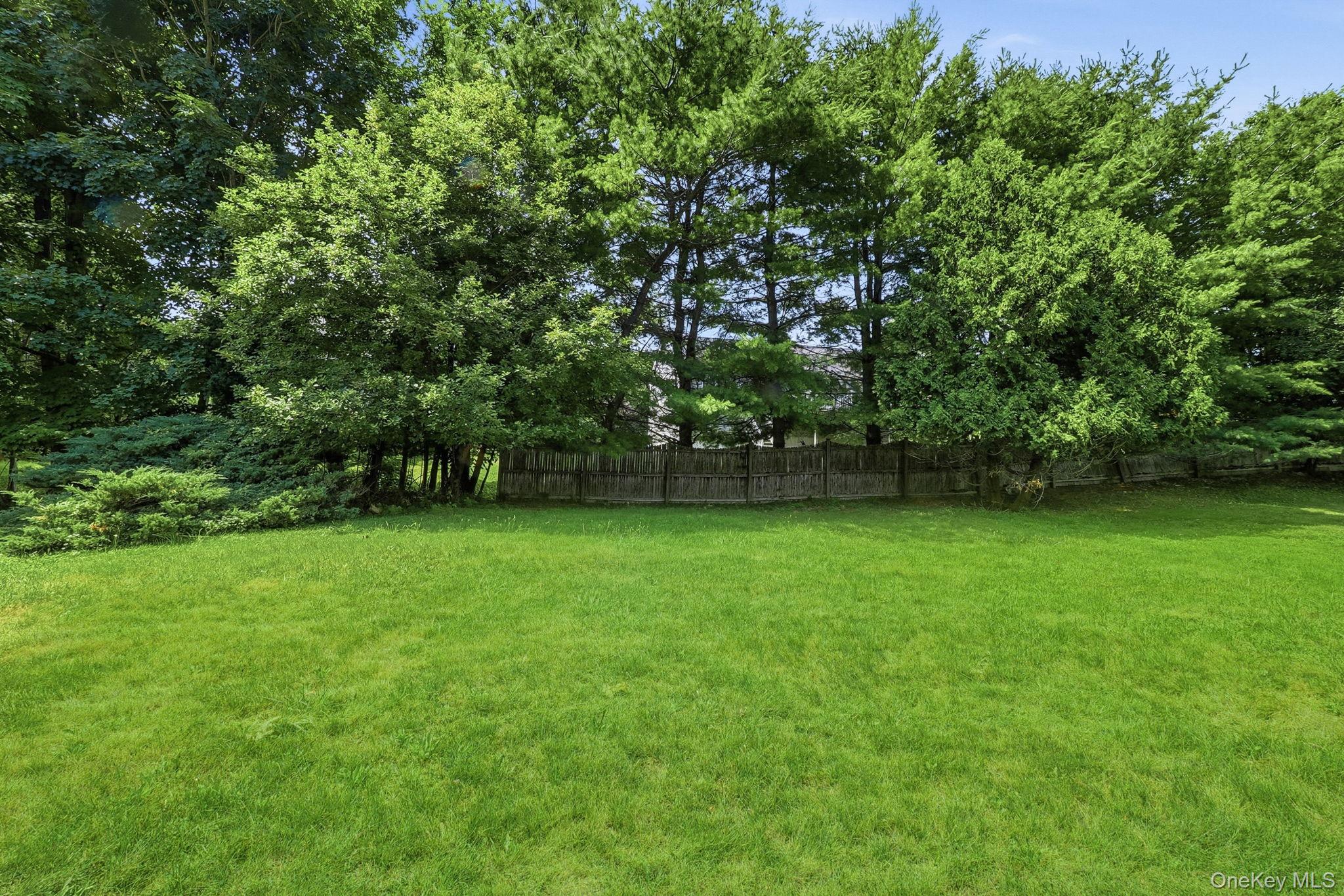 55 Sutton Park Road Poughkeepsie, NY 12603 - Photo 34 of 35