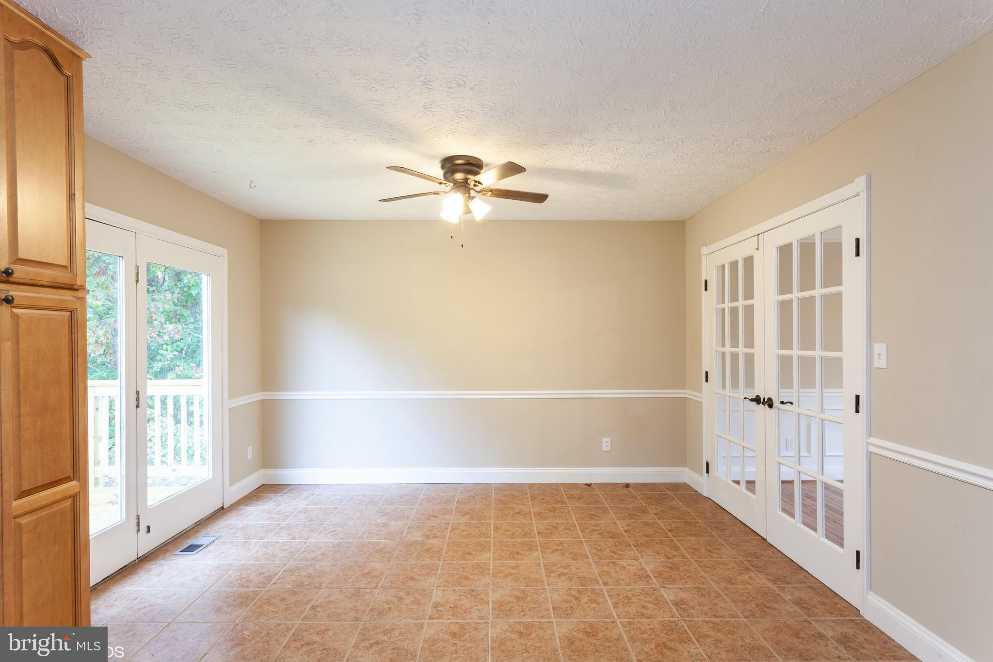 113 Susquehanna Road Delta, PA 17314 - Photo 3 of 25 Gallery Image 3