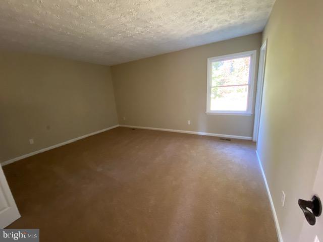 113 Susquehanna Road Delta, PA 17314 - Photo 8 of 25 Gallery Image 8