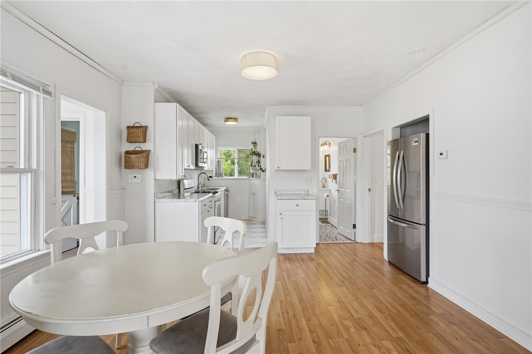 39 Cole Street, Unit 2 Bristol, RI 02809 - Photo 11 of 40