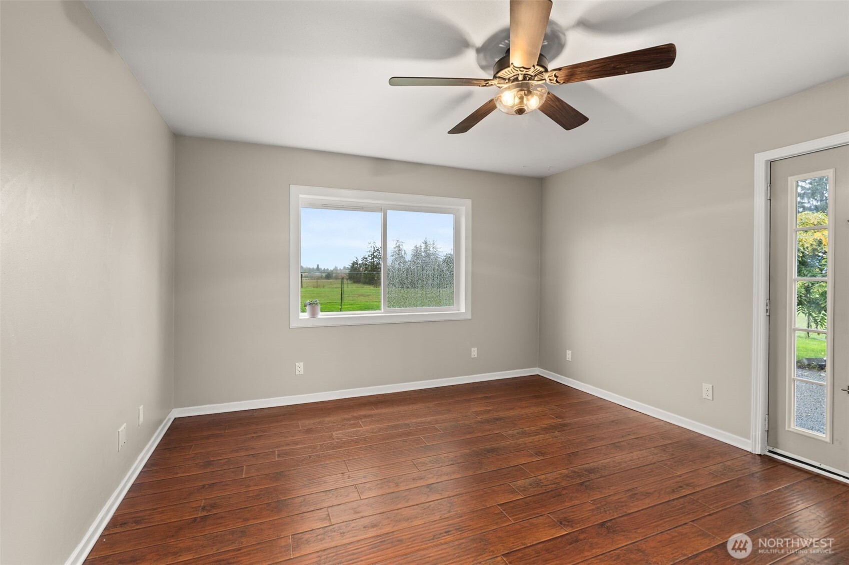 944 Willapa Road Raymond, WA 98577 - Photo 13 of 32 Gallery Image 13