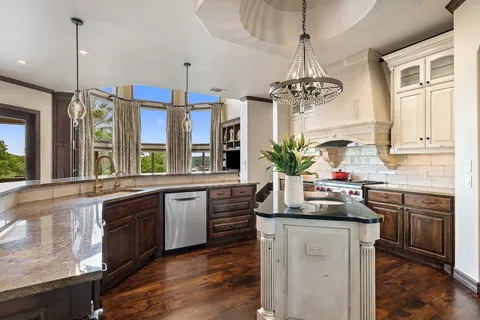 $3,500,000 | 1540 County Road 262, Georgetown, TX 78633