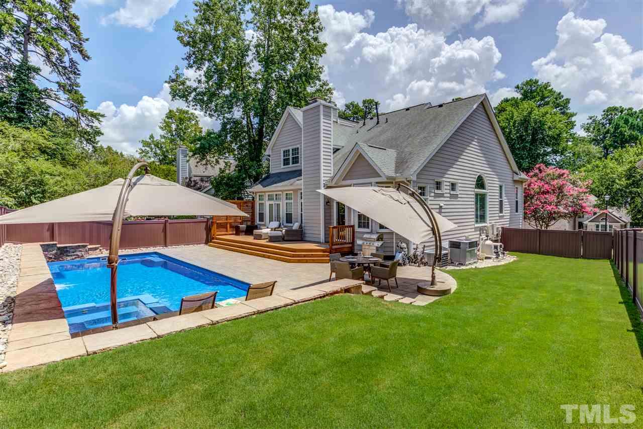 10032 Goodview Court Raleigh, NC 27613 - Photo 2 of 29