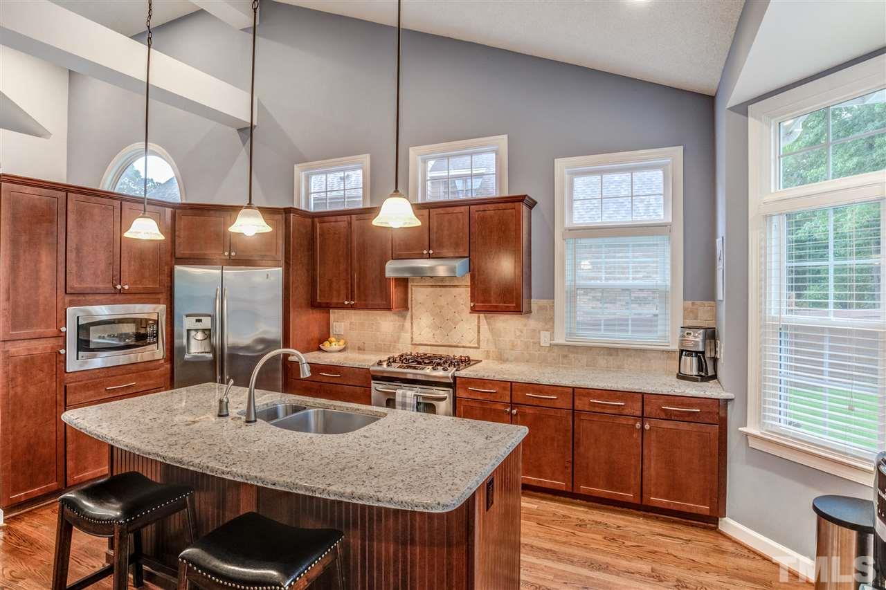 10032 Goodview Court Raleigh, NC 27613 - Photo 13 of 29