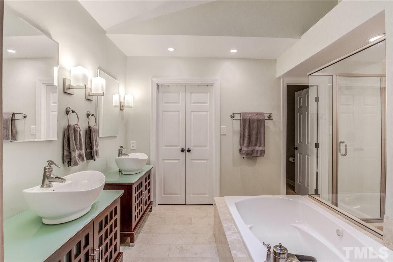 10032 Goodview Court Raleigh, NC 27613 - Photo 17 of 29