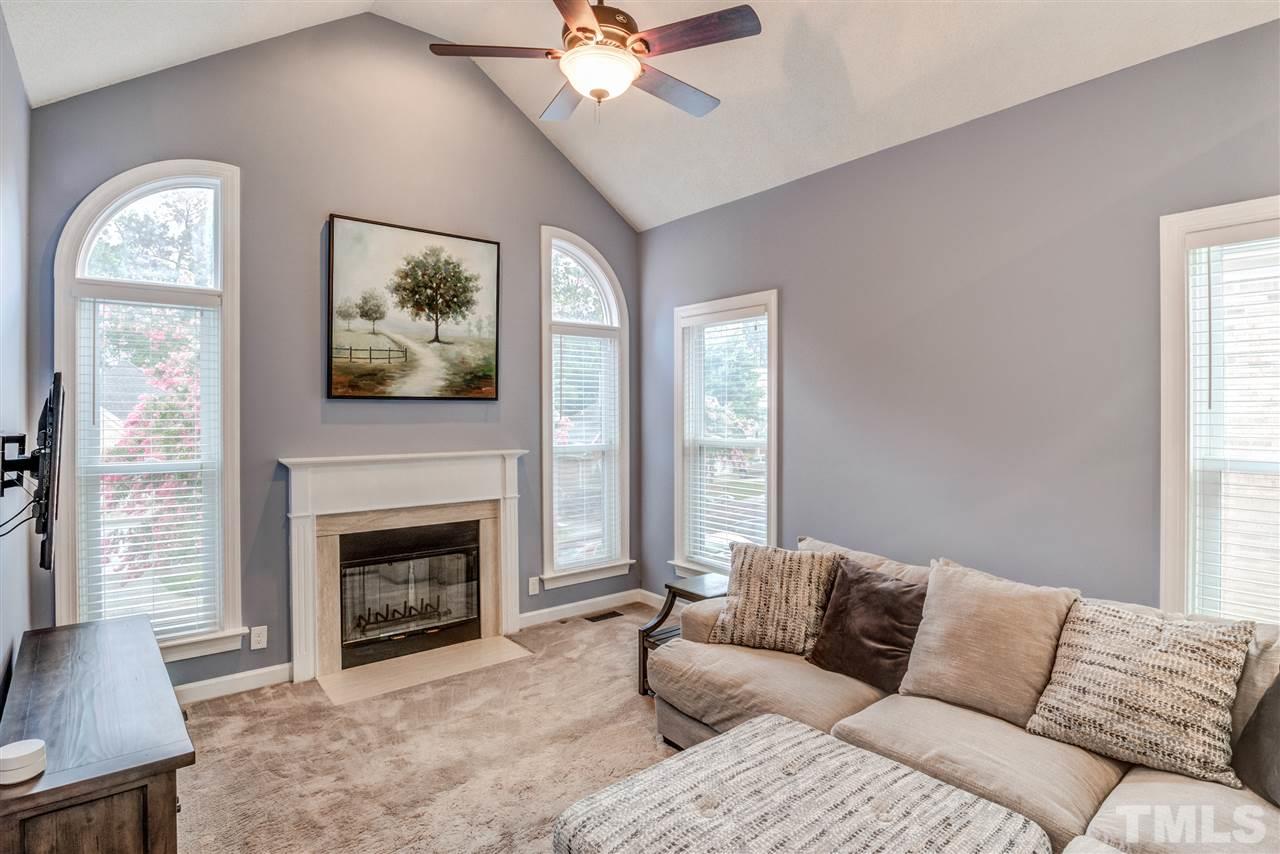 10032 Goodview Court Raleigh, NC 27613 - Photo 6 of 29