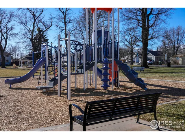 a view of outdoor space with garden and entertaining space