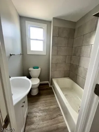 $1,900 | 909 Olive Street, Unit 2, Elizabeth, NJ 07201