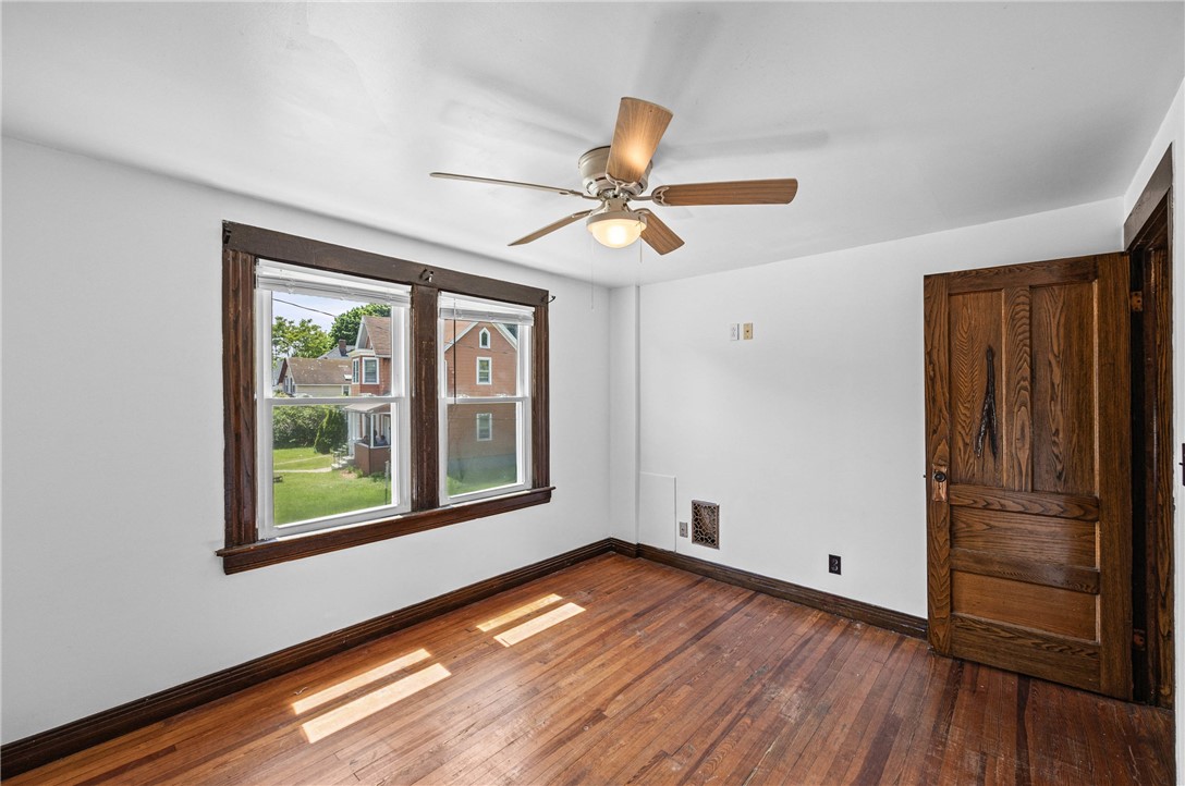 3989 Lake Avenue Rochester, NY 14612 - Photo 29 of 44