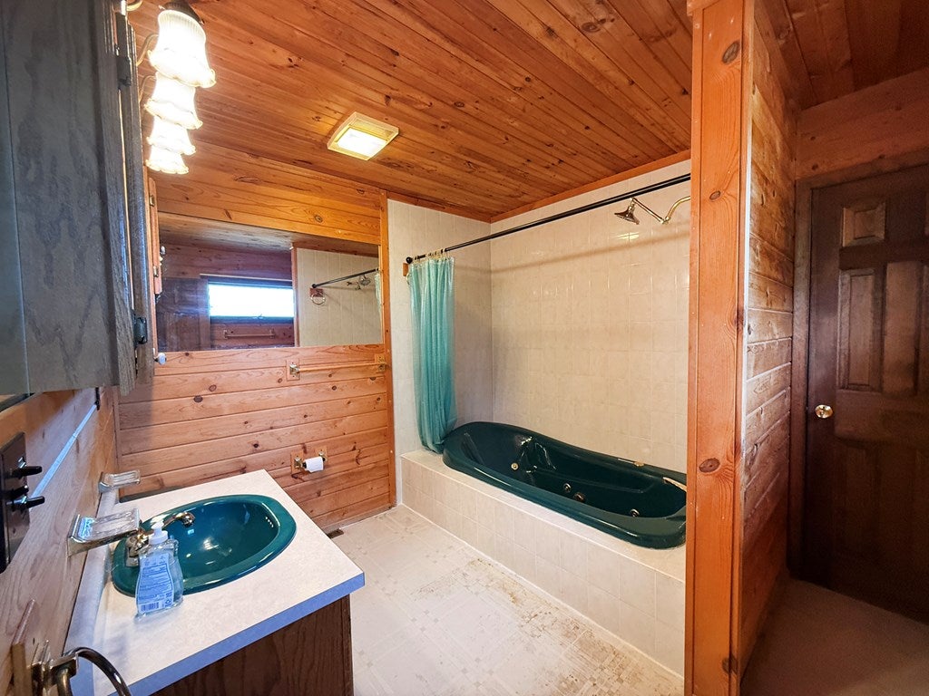 11234 Piney Ridge Road Huntingdon, PA 16652 - Photo 27 of 78 Gallery Image 27