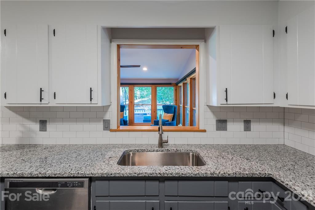 202 Raintree Drive Matthews, NC 28104 - Photo 17 of 41 Gallery Image 17