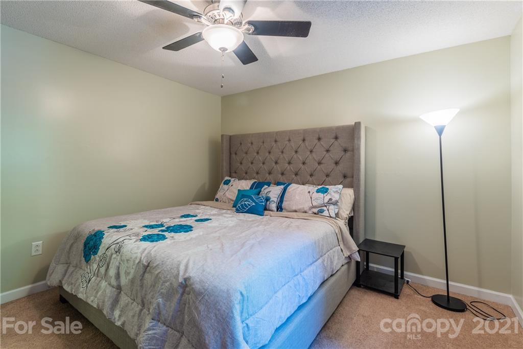 202 Raintree Drive Matthews, NC 28104 - Photo 27 of 41 Gallery Image 27