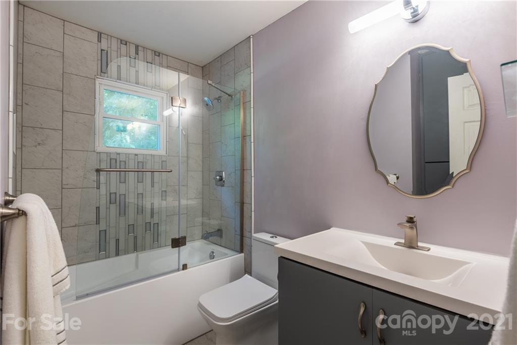 202 Raintree Drive Matthews, NC 28104 - Photo 32 of 41 Gallery Image 32