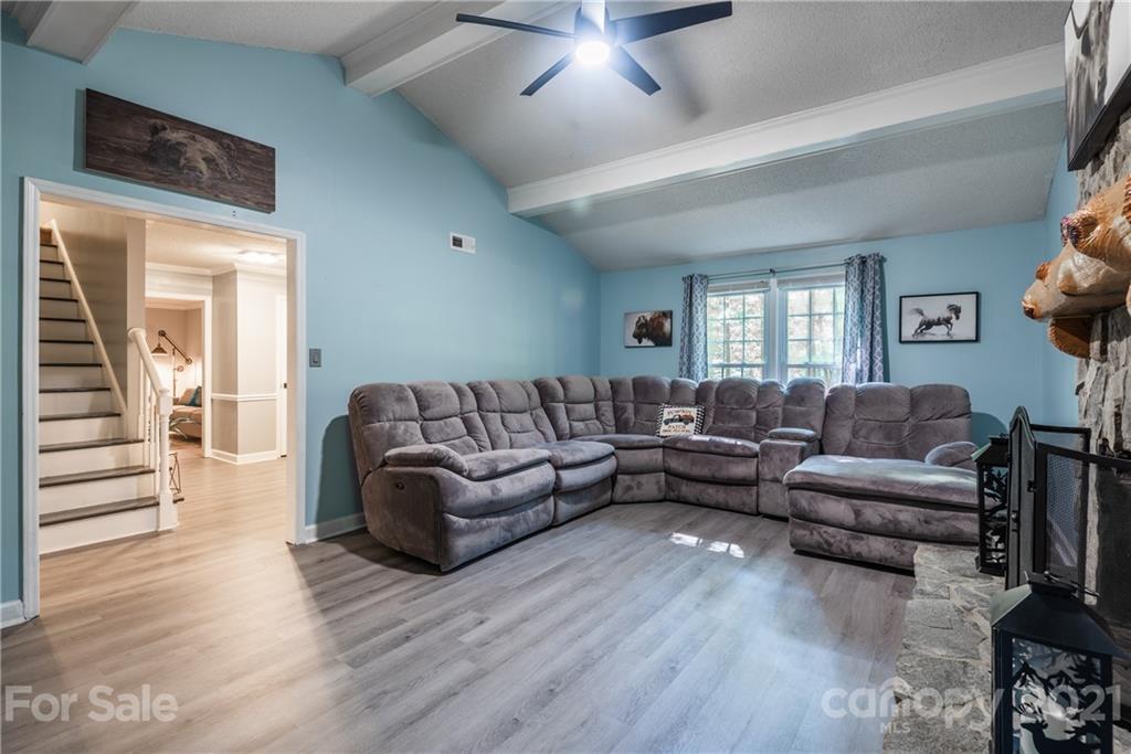 202 Raintree Drive Matthews, NC 28104 - Photo 5 of 41 Gallery Image 5