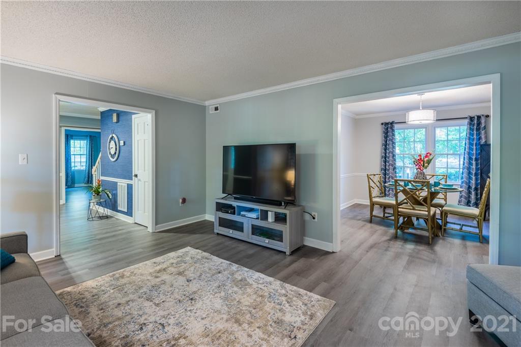 202 Raintree Drive Matthews, NC 28104 - Photo 7 of 41 Gallery Image 7