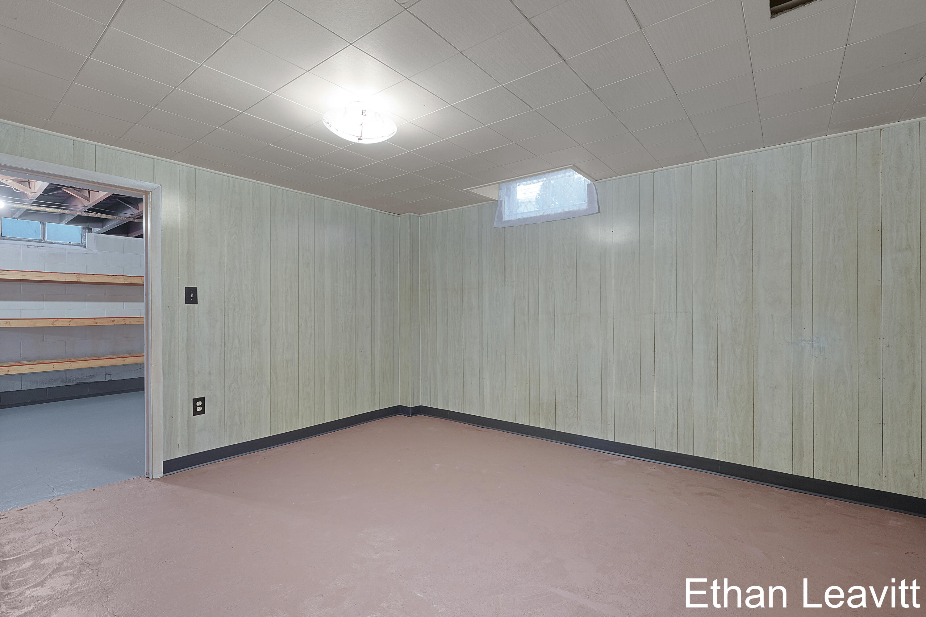 665 Garber Road North Muskegon, MI 49445 - Photo 41 of 47 DSC06182