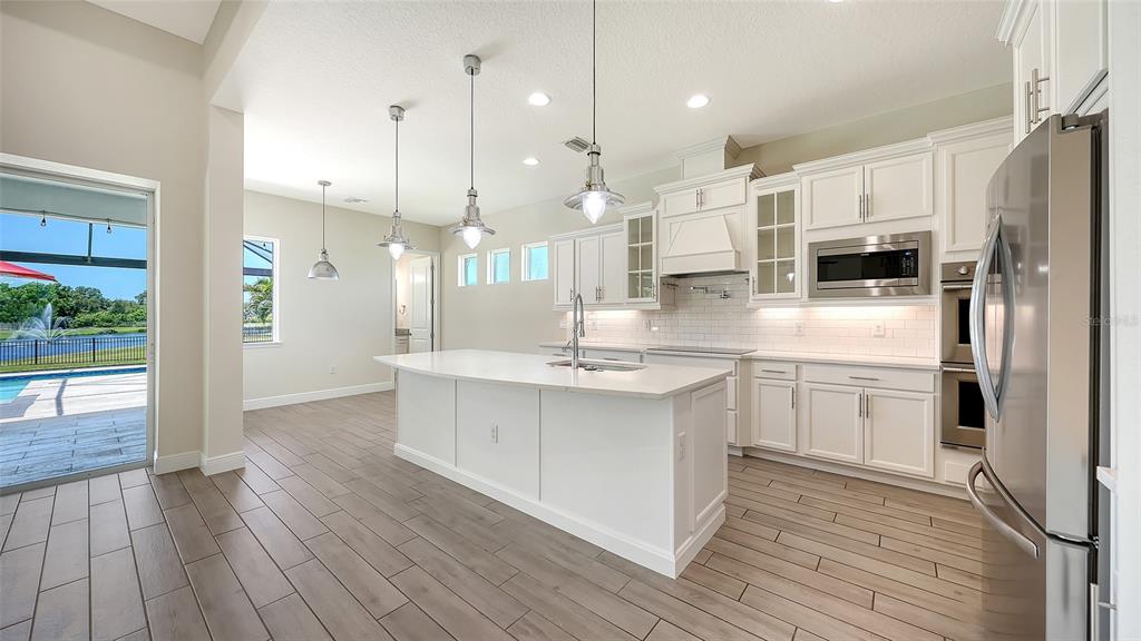 7499 Ripetta Street Sarasota, FL 34240 - Photo 12 of 49