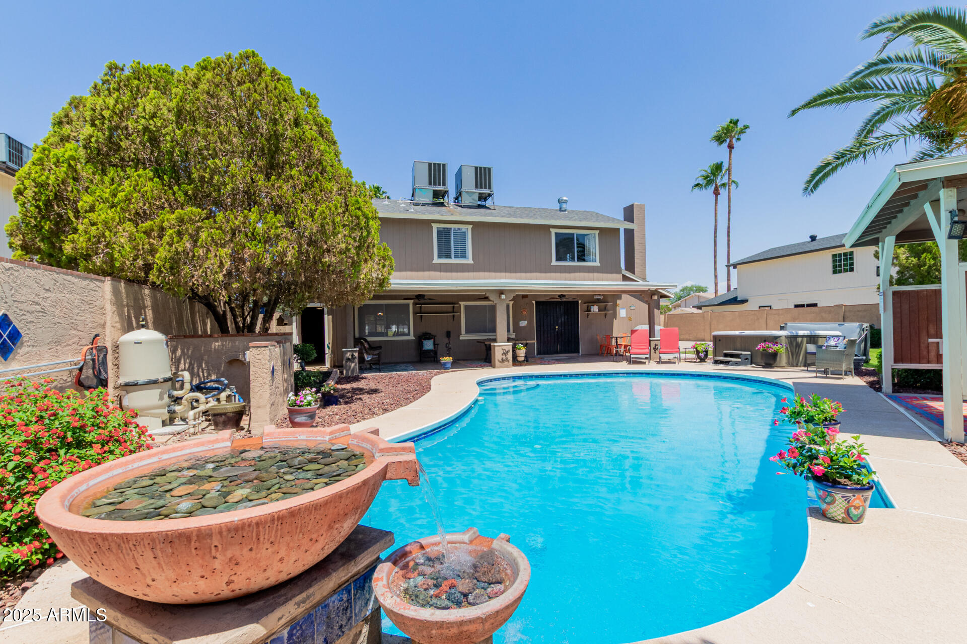 87 Grandview