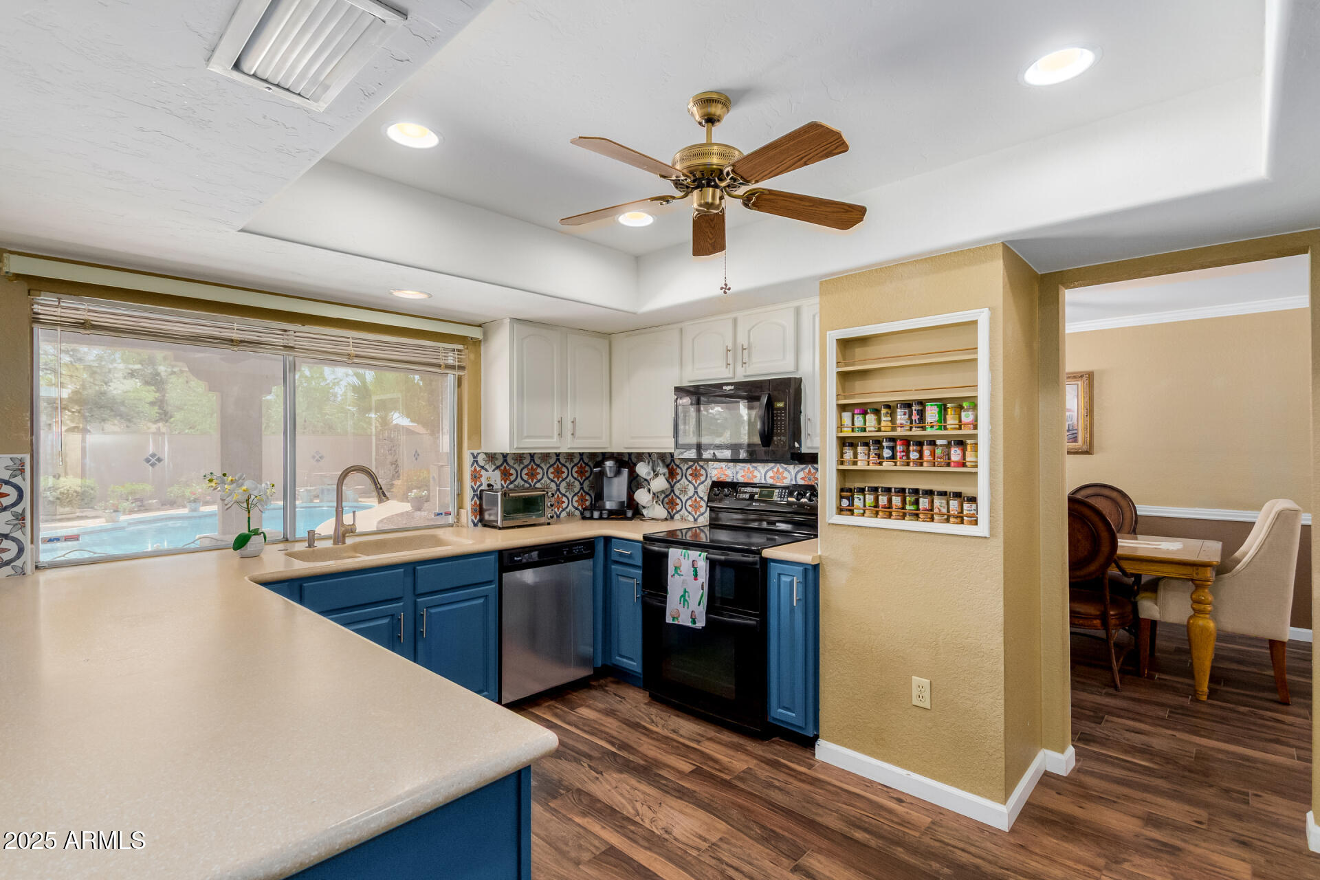 3377 West Grandview Road Phoenix, AZ 85053 - Photo 15 of 51 65 Grandview