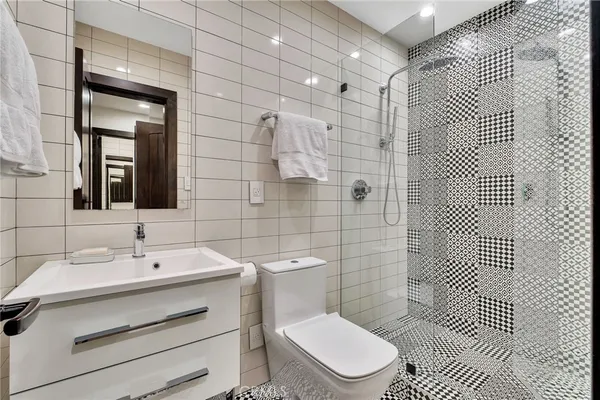 $1,229,000 | 430 Sonora Avenue, Glendale, CA 91201