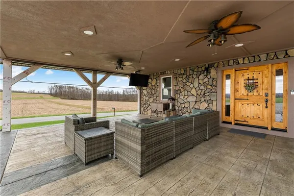 a view of a storage & utility room