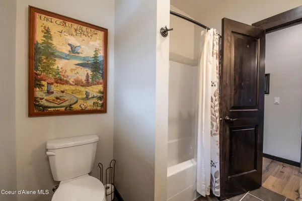 $1,025,000 | 940 East Hurricane Drive, Hayden, ID 83835