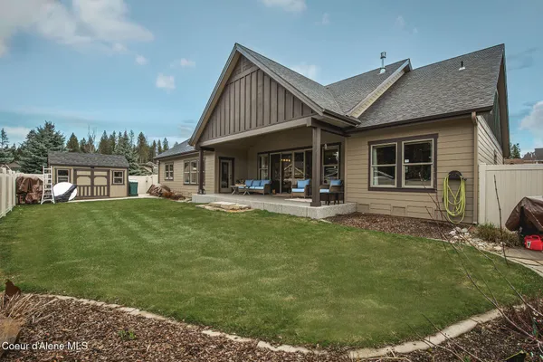 $1,025,000 | 940 East Hurricane Drive, Hayden, ID 83835