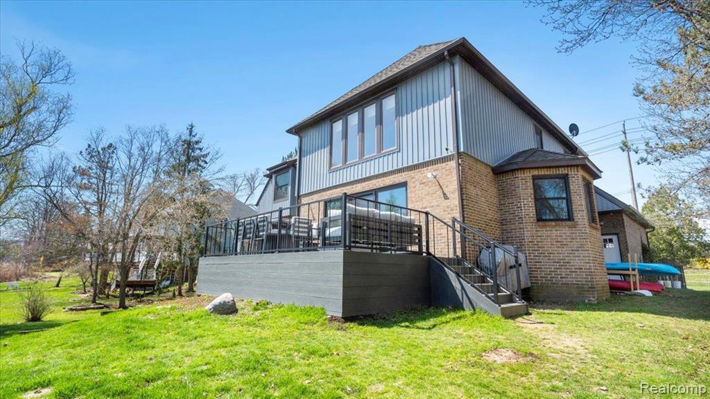23035 Meridian Road Grosse Ile, MI 48138 - Photo 40 of 52