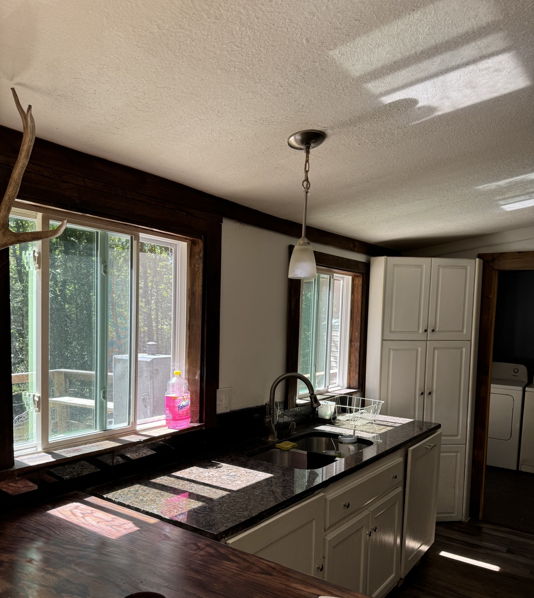 1019 Katy Lane Bethpage, TN 37022 - Photo 7 of 17 a room with two large window and furniture