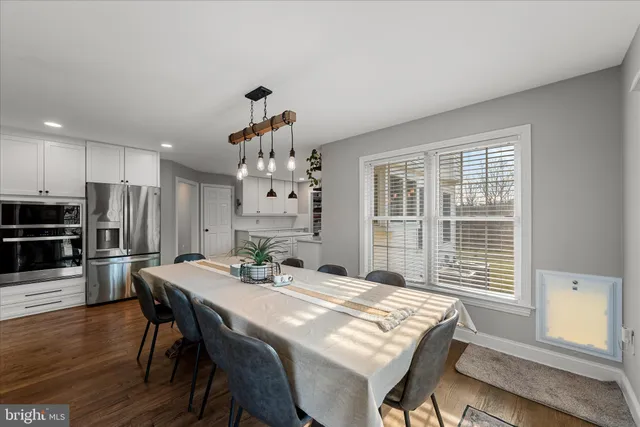 $899,900 | 136 Rose Hill Lane, Berryville, VA 22611