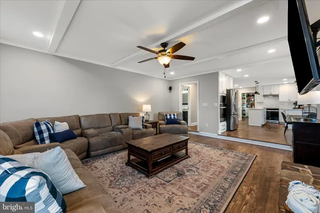 $899,900 | 136 Rose Hill Lane, Berryville, VA 22611