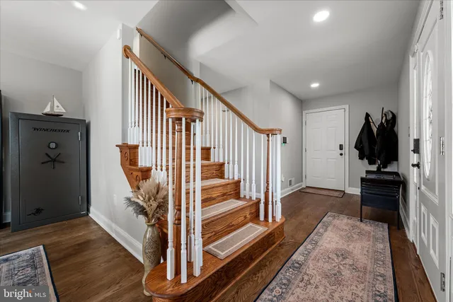 $899,900 | 136 Rose Hill Lane, Berryville, VA 22611