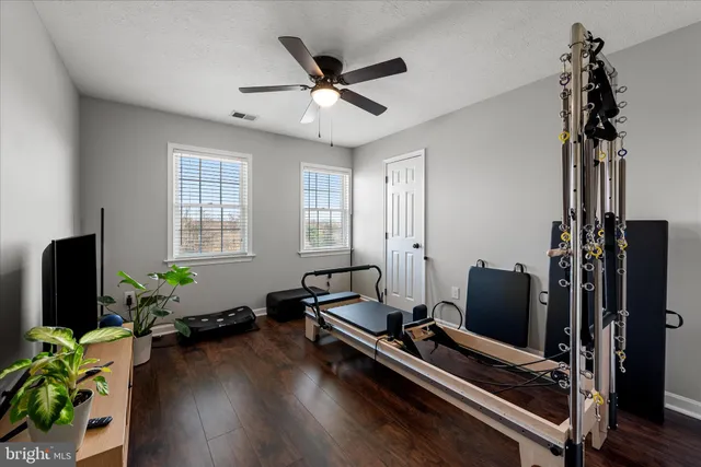 $899,900 | 136 Rose Hill Lane, Berryville, VA 22611