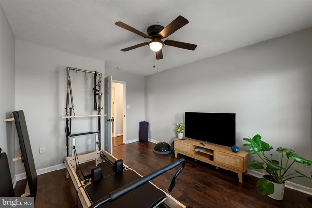 $899,900 | 136 Rose Hill Lane, Berryville, VA 22611