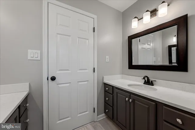 $899,900 | 136 Rose Hill Lane, Berryville, VA 22611