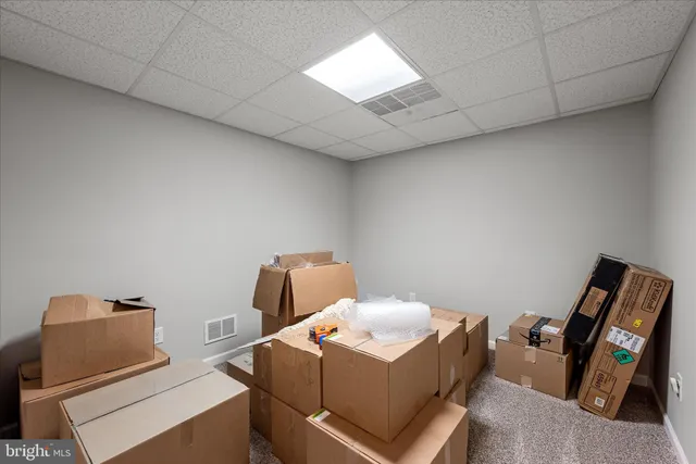 $899,900 | 136 Rose Hill Lane, Berryville, VA 22611