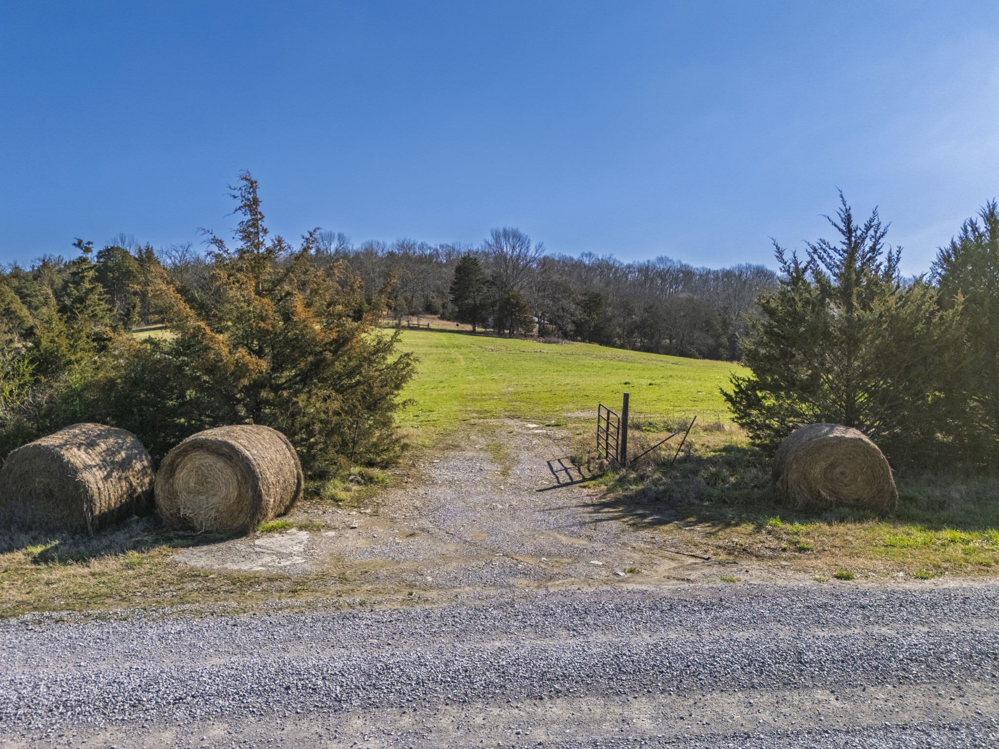 70 Gattistown Road Mulberry, TN 37359 - Photo 8 of 19 a view of a lake with a mountain in the background