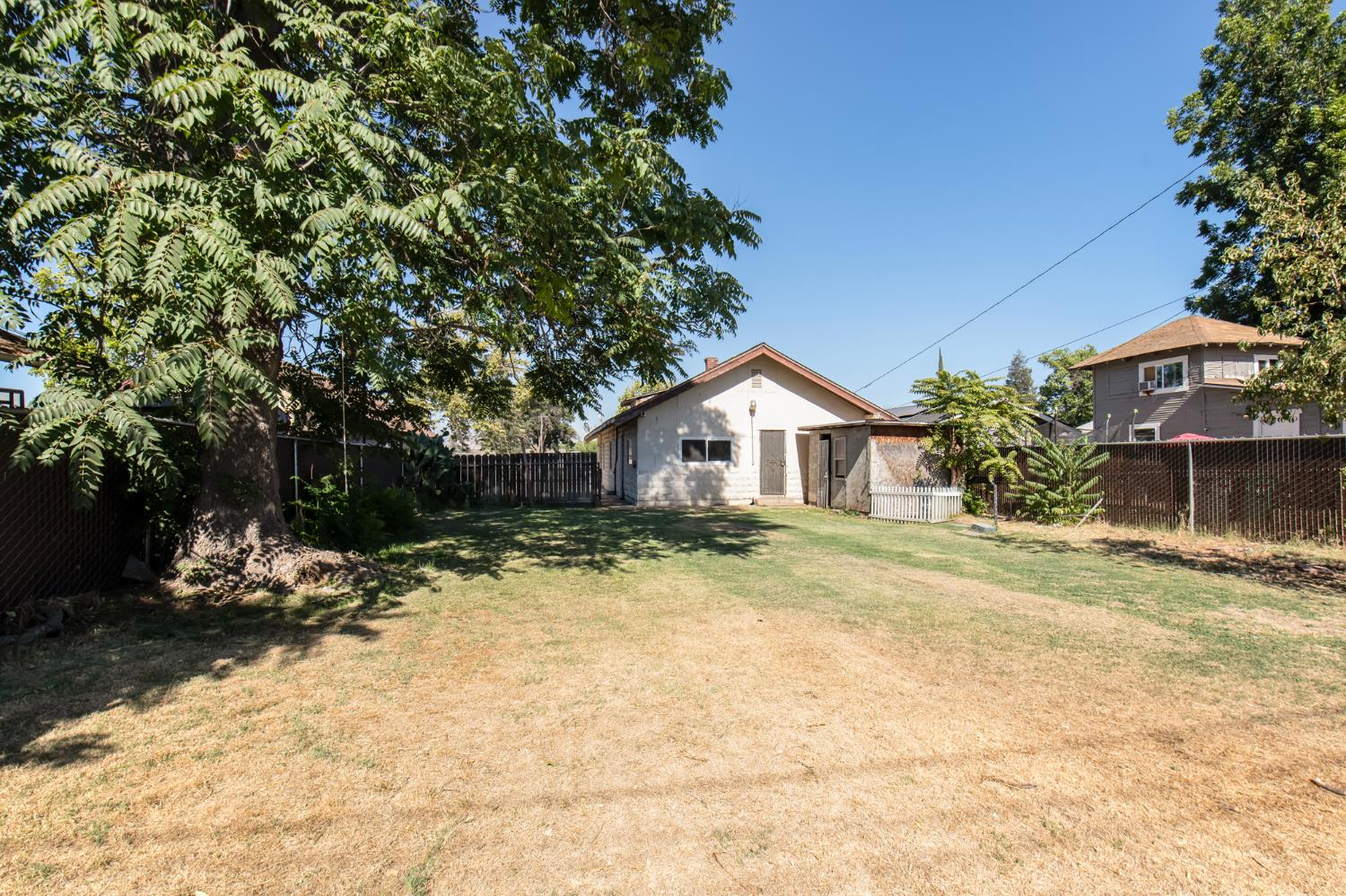 1107 O Street Sanger, CA 93657 - Photo 14 of 15