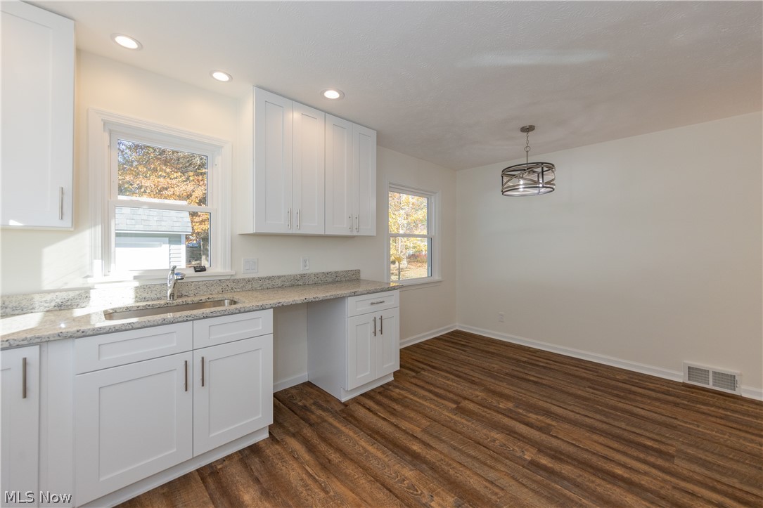 4563 East Berwald Road Cleveland, OH 44121 - Photo 7 of 21