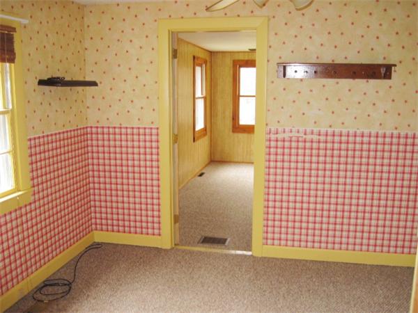 198 Nichewaug Road Petersham, MA 01366 - Photo 12 of 26