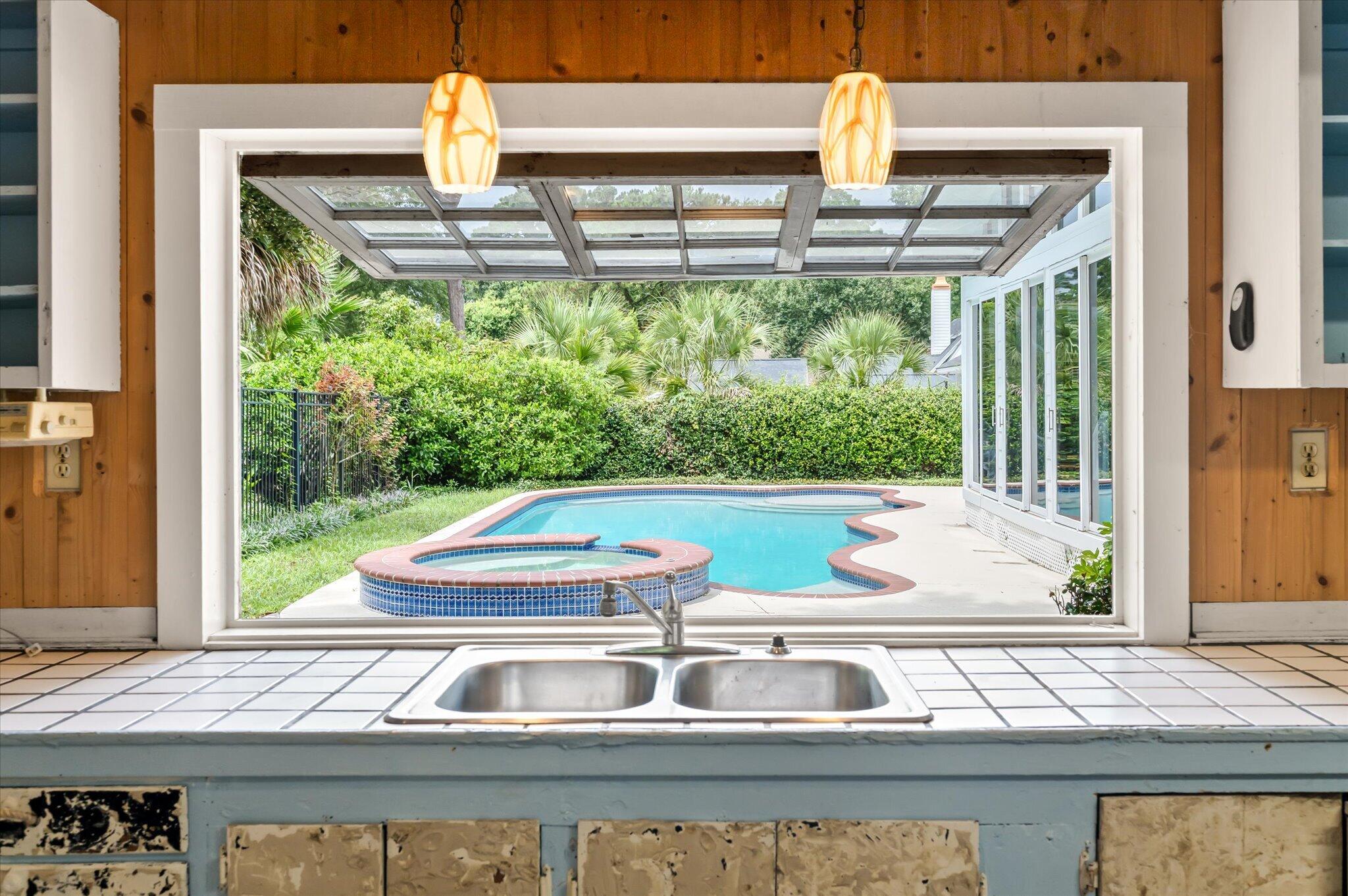 975 Harbortowne Road Charleston, SC 29412 - Photo 46 of 63 59-975 Harbortowne_i_Lowcountry_Exposure