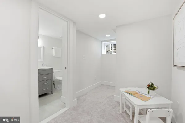 $1,999,900 | 423 North Cleveland Street, Arlington, VA 22201