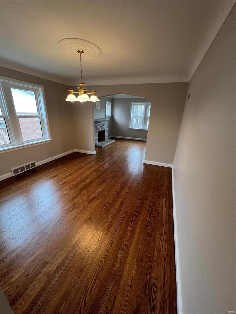 9907 Reavis Road St. Louis, MO 63123 - Photo 5 of 24