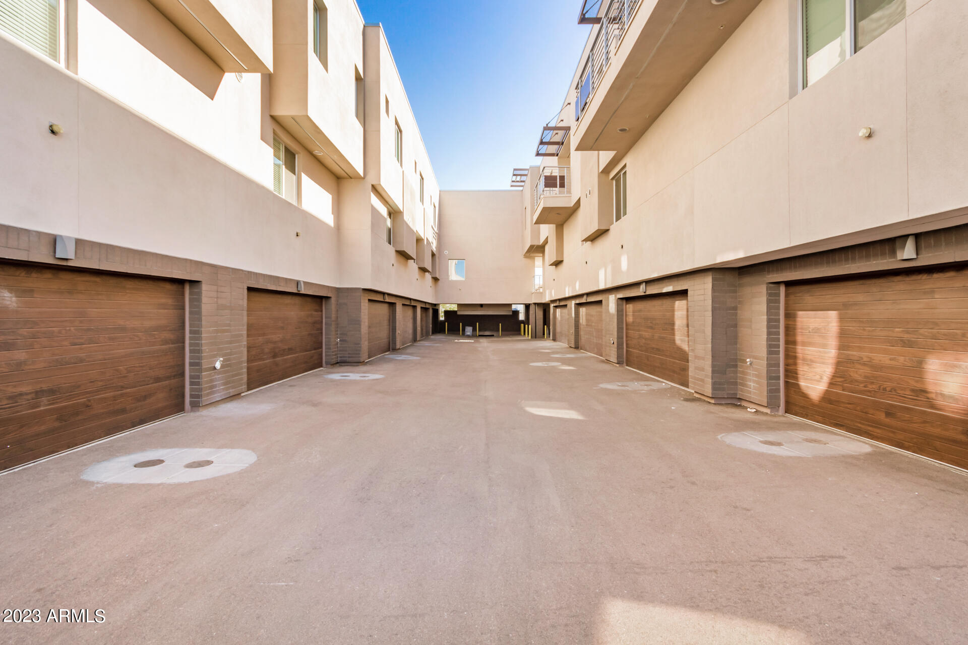 7550 East Osborn Road, Unit 1005 Scottsdale, AZ 85251 - Photo 3 of 36 004 - 48 - Osborn