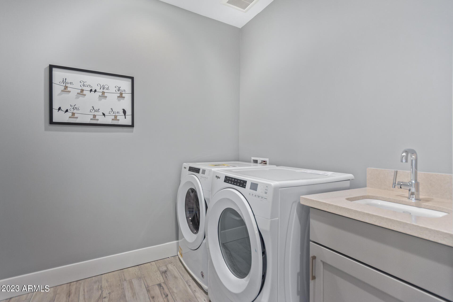 7550 East Osborn Road, Unit 1005 Scottsdale, AZ 85251 - Photo 31 of 36 28 - Osborn Laundry