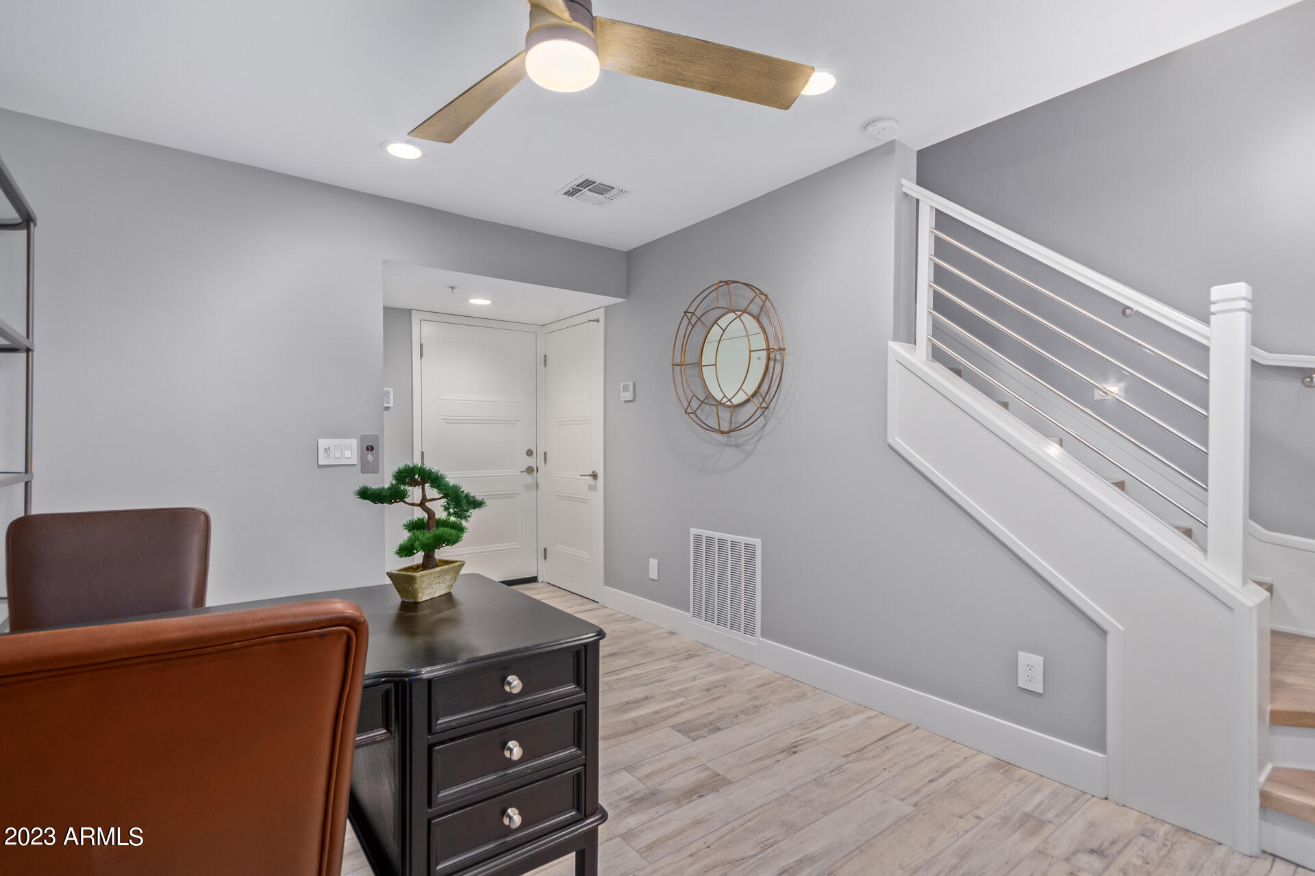 7550 East Osborn Road, Unit 1005 Scottsdale, AZ 85251 - Photo 5 of 36 2 - Osborn Office - Entrance