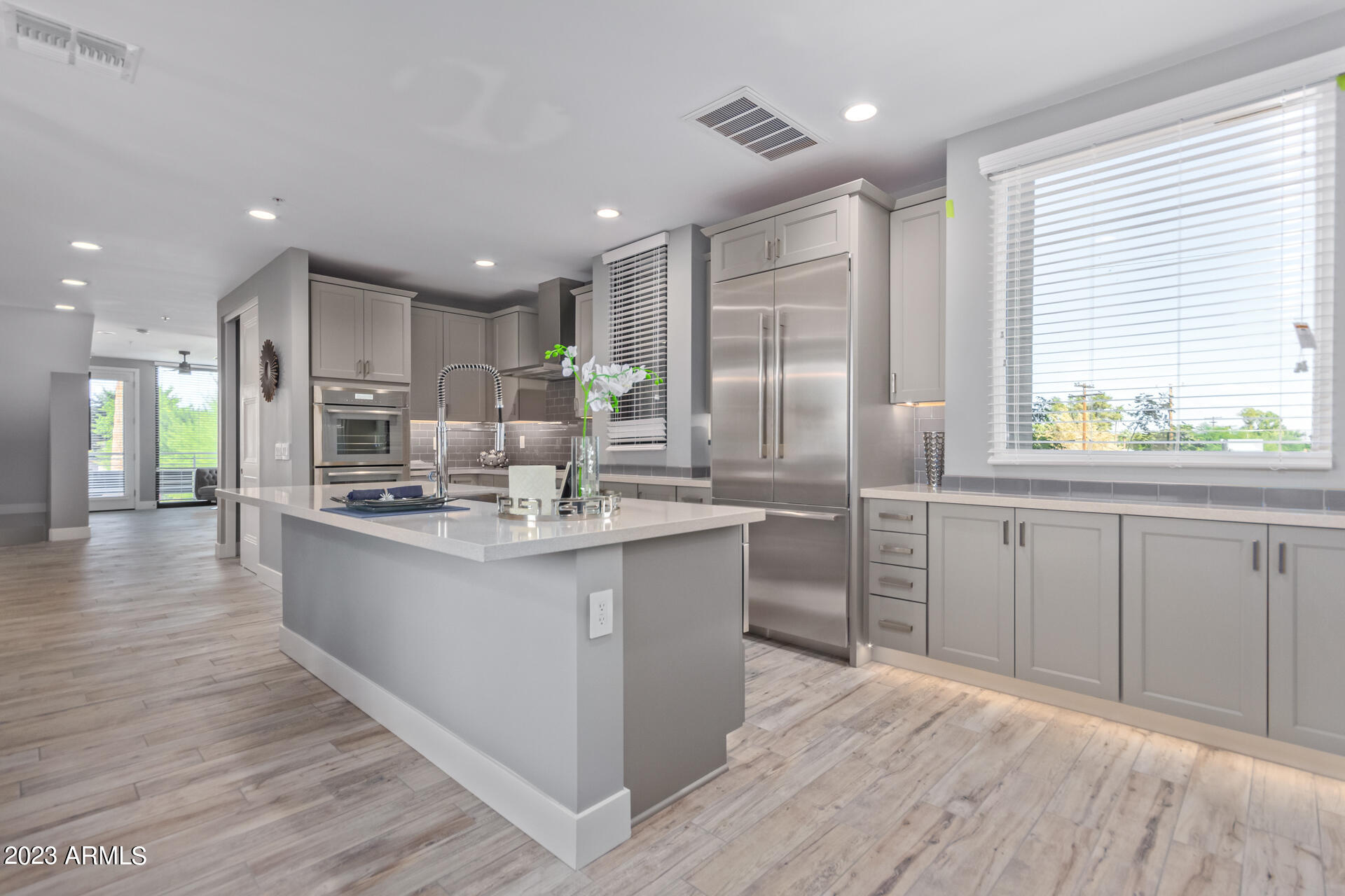 7550 East Osborn Road, Unit 1005 Scottsdale, AZ 85251 - Photo 9 of 36 6 - Osborn Kitchen