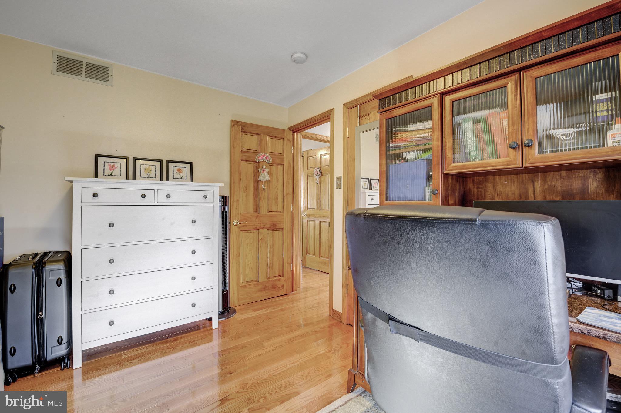 1823 Orchard Avenue Hamilton, NJ 08610 - Photo 13 of 37 Bedroom /Office